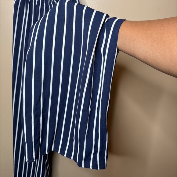 ToxiK3 Women's Blue Striped Wide Leg Bow Open Back Jumpsuit‎ Size Large - Picture 3 of 6